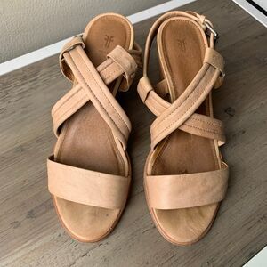 Women’s Frye Leather Sandals Size 9 3in block heel